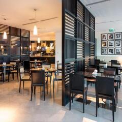Отель Holiday Inn Express Dubai Airport ОАЭ, Дубай - - забронировать отель Holiday Inn Express Dubai Airport, цены и фото номеров питание