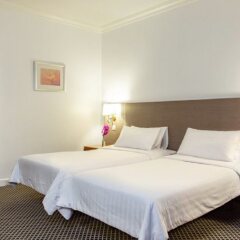 Отель The Tawana Bangkok Таиланд, Бангкок - 1 отзыв об отеле, цены и фото номеров - забронировать отель The Tawana Bangkok онлайн комната для гостей фото 4