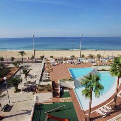 Отель Aparthotel Fontanellas Playa Испания, Плайя-де-Пальма - 2 отзыва об отеле, цены и фото номеров - забронировать отель Aparthotel Fontanellas Playa онлайн пляж фото 2