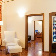 Отель Cloister Inn Прага комната для гостей фото 5