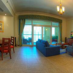 Отель Royal Club at Palm Jumeirah комната для гостей