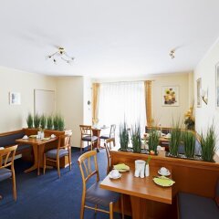 Отель Blutenburg Германия, Мюнхен - отзывы, цены и фото номеров - забронировать отель Blutenburg онлайн питание фото 2