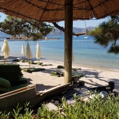 Отель Grand Hôtel De Cala Rossa Франция, Леччи - отзывы, цены и фото номеров - забронировать отель Grand Hôtel De Cala Rossa онлайн пляж фото 2