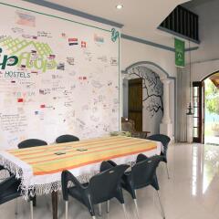 Отель Negombo Beach by Flipflop Hostels