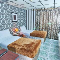 West Hotel питание