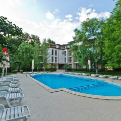 Family Hotel Edia Сандански бассейн