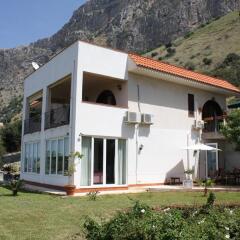Отель Villa Bologna Капачи вид на фасад