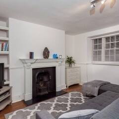 Апартаменты Spacious Pentonville Road Apartment - MLH Лондон комната для гостей