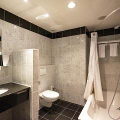 Отель Holiday Inn Brussels Schuman спа