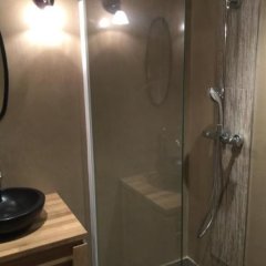 Les Chambres d'Orel in Saint-Andre-d'Embrun, France from 173$, photos, reviews - zenhotels.com bathroom