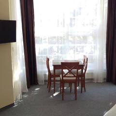 Akropolis Apart Hotel Карловы Вары балкон