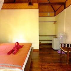 Отель Fruit Tree Lodge Ланта комната для гостей фото 5