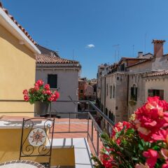 Отель Grifoni Boutique Hotel Италия, Венеция - отзывы, цены и фото номеров - забронировать отель Grifoni Boutique Hotel онлайн балкон