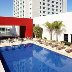 Отель Marriott Tijuana бассейн фото 3