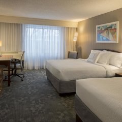 Courtyard by Marriott Grand Rapids Airport in Grand Rapids, United States of America from 206$, photos, reviews - zenhotels.com guestroom