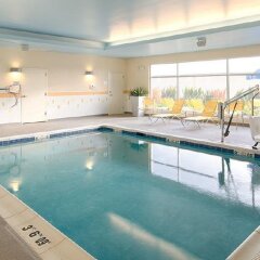 Отель Fairfield Inn & Suites by Marriott Columbus Dublin бассейн