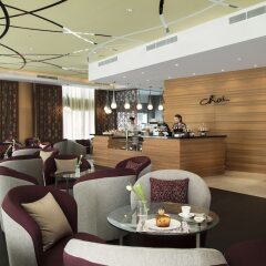 Отель Pearl Rotana Capital Centre интерьер отеля
