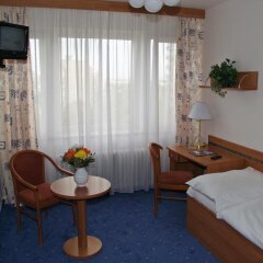 Hotel ILF комната для гостей