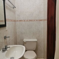 Hotel Arcos Del Carmen in San Cristobal de las Casas, Mexico from 234$, photos, reviews - zenhotels.com bathroom