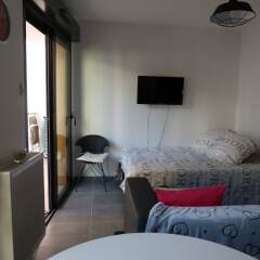 Отель Nice Booking - Myriazur Moderne Balcon комната для гостей
