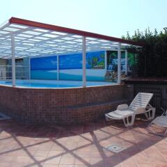 Отель Villa Celeste B&B Понтеканьяно бассейн