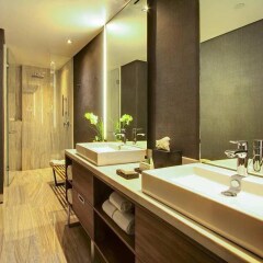 Отель Hilton Mexico City Santa Fe Мексика, Мехико - отзывы, цены и фото номеров - забронировать отель Hilton Mexico City Santa Fe онлайн ванная фото 2