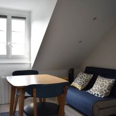 Апартаменты Cosy Renovated 1 Bedroom Apartment in 10th комната для гостей фото 5