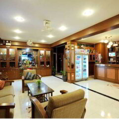 Отель NNC Patong Inn интерьер отеля