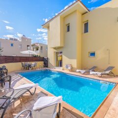 Отель Sirena Bay Villa 14 Кипр, Протарас - отзывы, цены и фото номеров - забронировать отель Sirena Bay Villa 14 онлайн бассейн