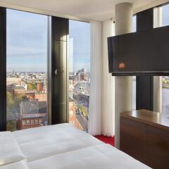 Отель Empire Riverside Hotel Германия, Гамбург - отзывы, цены и фото номеров - забронировать отель Empire Riverside Hotel онлайн балкон