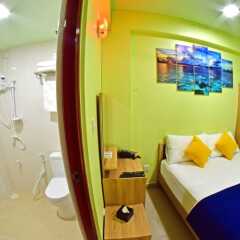 Отель Tourist Inn комната для гостей