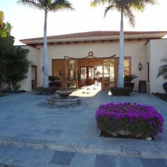 Отель Cabo Marina Beach Condos Bed And Breakfast - Adult Only фото 4