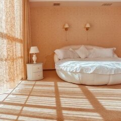 Premier Hotel Shafran бассейн