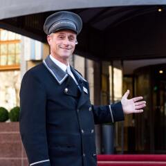 Отель NH Collection Amsterdam Grand Hotel Krasnapolsky Нидерланды, Амстердам - 2 отзыва об отеле, цены и фото номеров - забронировать отель NH Collection Amsterdam Grand Hotel Krasnapolsky онлайн городской автобус