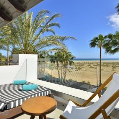 Отель Sol Beach House at Melia Fuerteventura - Adults Only пляж