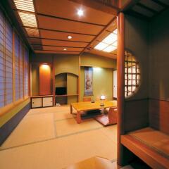 Отель Aizu Higashiyama Onsen Tsuki no Akari Айдзувакамацу интерьер отеля