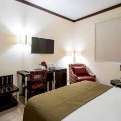 iu Hotel Luanda Viana комната для гостей