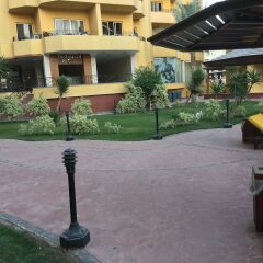 Отель Pool View Apart At British Resort 252
