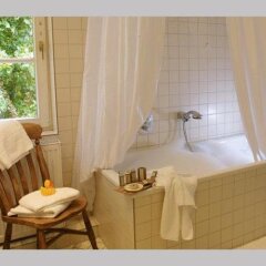Апартаменты Xenios Apartments Frankfurt комната для гостей фото 5