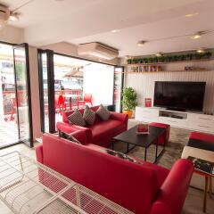 Отель Zen Rooms Damrongrak Road Бангкок комната для гостей фото 2