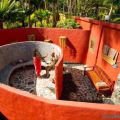 Отель Fiji Hideaway Resort and Spa с домашними животными
