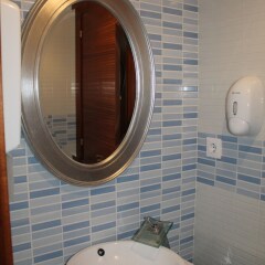 Отель Hostal Flor de Quejo Испания, Арнуэро - отзывы, цены и фото номеров - забронировать отель Hostal Flor de Quejo онлайн ванная фото 2