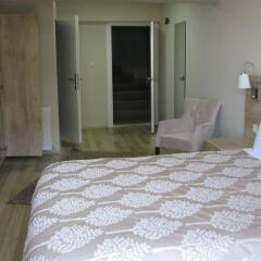 Отель Otel Topcuoglu комната для гостей фото 2