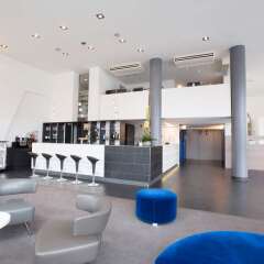 Отель Select Hotel Spiegelturm Berlin Германия, Берлин - 1 отзыв об отеле, цены и фото номеров - забронировать отель Select Hotel Spiegelturm Berlin онлайн гостиничный бар