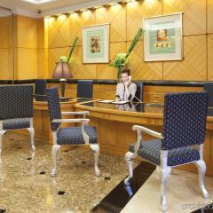 Отель Crowne Plaza Hotel & Suites Landmark Shenzhen Китай, Шэньчжэнь - отзывы, цены и фото номеров - забронировать отель Crowne Plaza Hotel & Suites Landmark Shenzhen онлайн питание фото 2