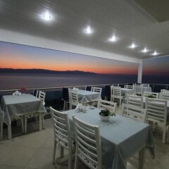 Fener Hotel Cafe & Kahvalti Чешме питание фото 3
