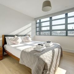 Апартаменты Luxury Frampton Apartment комната для гостей фото 3