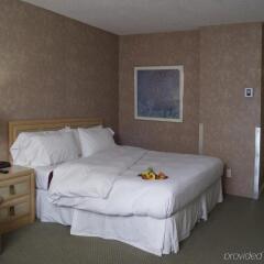 Отель Howard Johnson by Wyndham Quebec City Канада, Квебек - отзывы, цены и фото номеров - забронировать отель Howard Johnson by Wyndham Quebec City онлайн комната для гостей фото 5