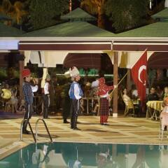 Riviera Hotel & Spa