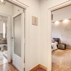 Отель Colonna Suite Holy Stair Италия, Рим - отзывы, цены и фото номеров - забронировать отель Colonna Suite Holy Stair онлайн сауна
